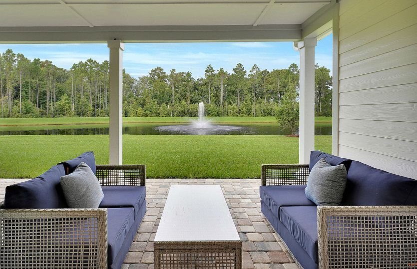 Stellar Grand Covered Lanai