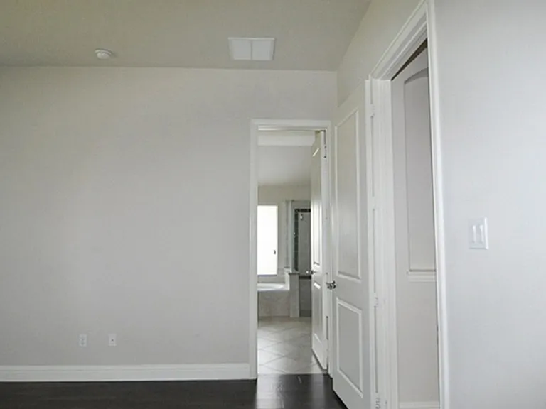 9948 Haversham Dr — Photo 10