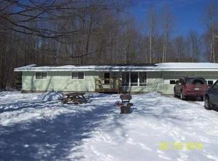 5580 Rivers 22nd Rd, Gladstone, MI 49837