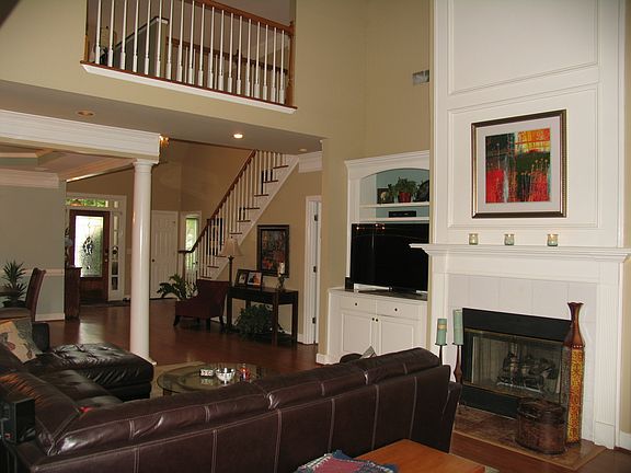 4th image of 4758 Sologne Ct NE