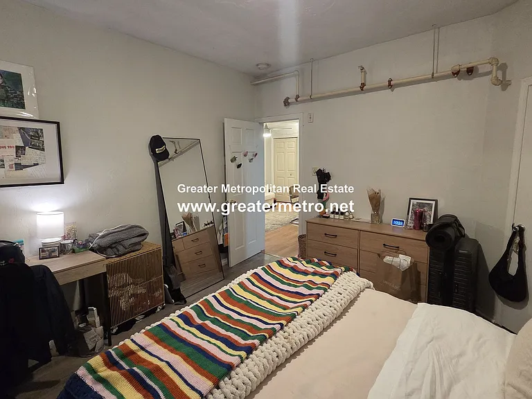 16 Battery St — Photo 5
