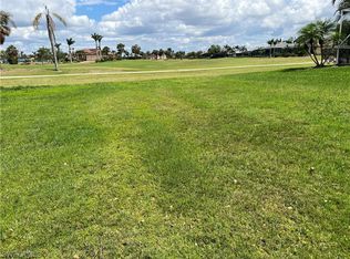 11650 Royal Tee Cir, Cape Coral, FL 33991