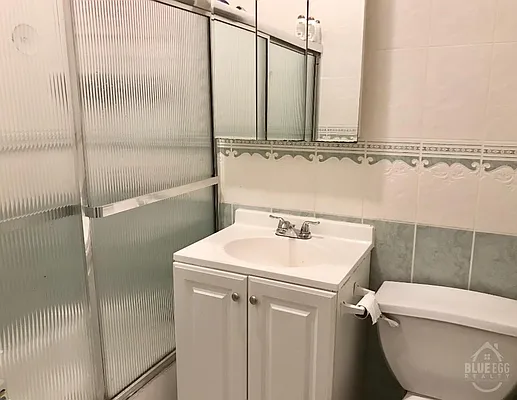 Rented by Blue Egg Realty Corp | media 31