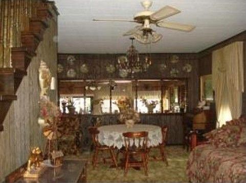 4th image of 409 Croom St
