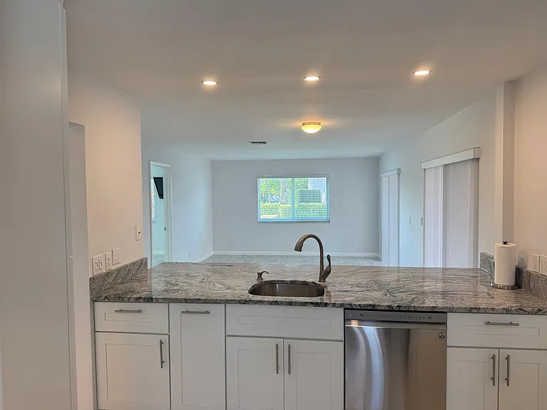 14747 Wildflower Ln — Photo 8