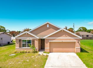 525 SW Twig Avenue, Port St Lucie, FL 34983