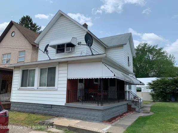 1241 Monroe Ave, Dunmore, PA 18509