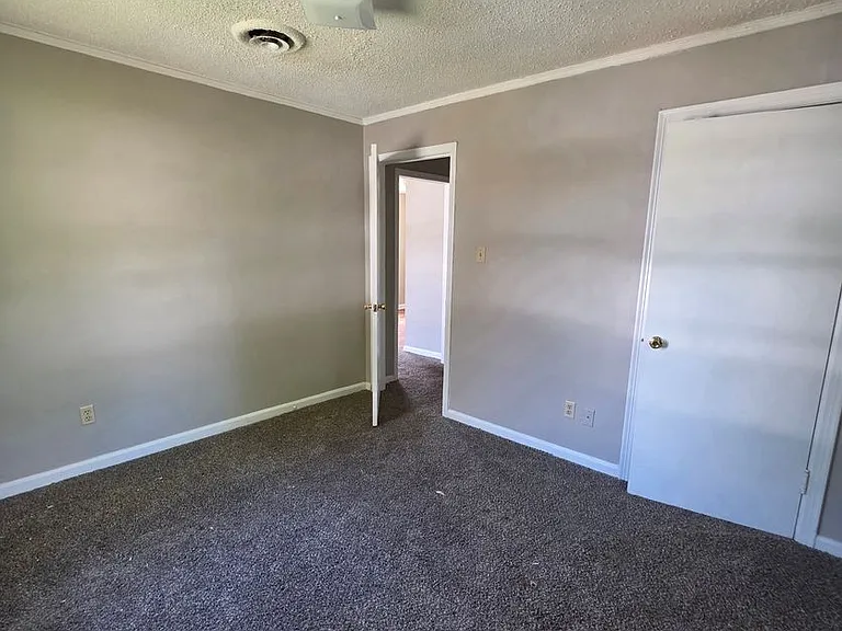 1808 Scottwood St — Photo 12
