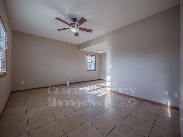 506 N Buchanan St, Maryville, MO 64468