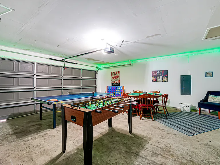 13421 Whispering Hills Dr — Photo 34