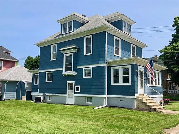 5th image of 1402 W Henley St