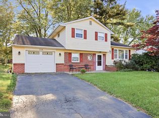 1338 Barness Dr, Warminster, PA 18974