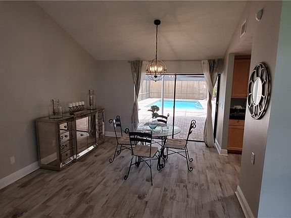 5th image of 13919 Hayward Pl