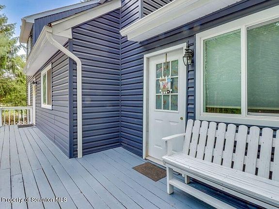 3rd image of 626 Forest Dr
