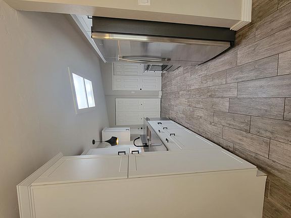 5th image of 3325 E Camden St
