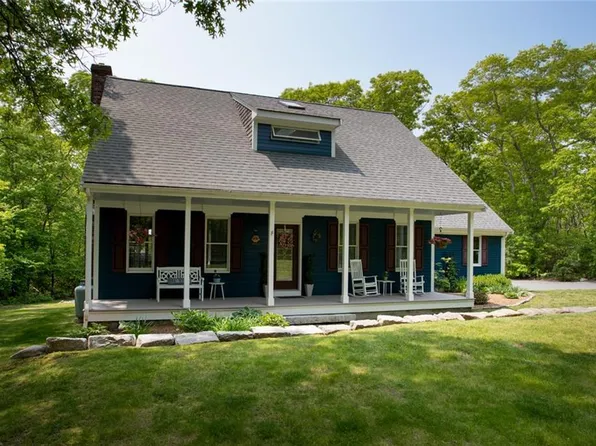 7 Stony Brook Dr, Little Compton, RI 02837