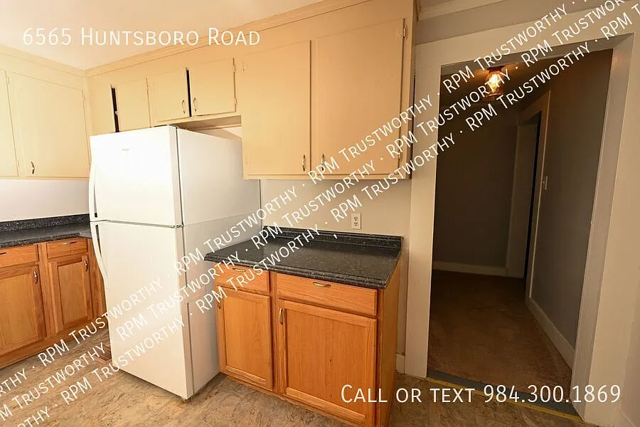 Charming 2BR / 2BA Home with Front Porch & Large Private Yard — Photo 3