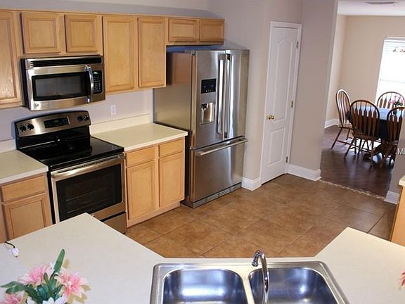 5th image of 362 Garden Oak Ct