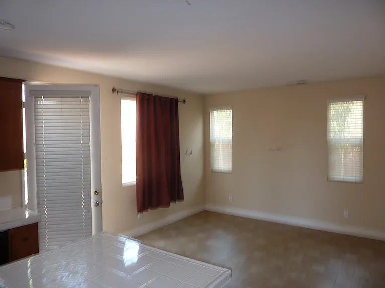 27090 Dolostone Way — Photo 13