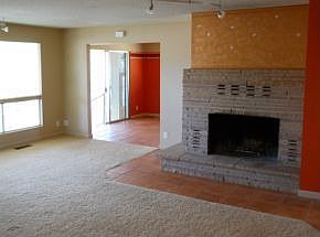 3rd image of 2125 W Pine Dr