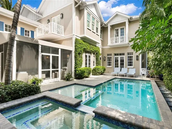 956 6th ST S #11-13, NAPLES, FL 34102