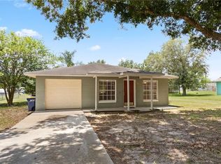 610 Palmetto Dr, Mascotte, FL 34753