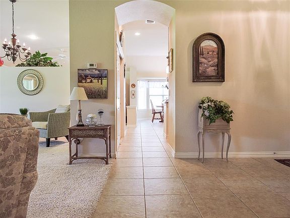5th image of 10205 Countryside Dr