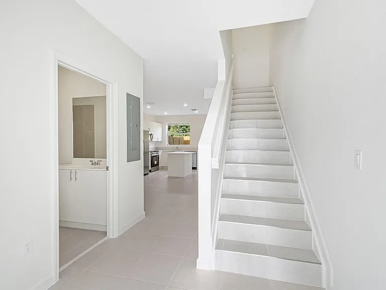 17845 SW 356th Ter — Photo 4