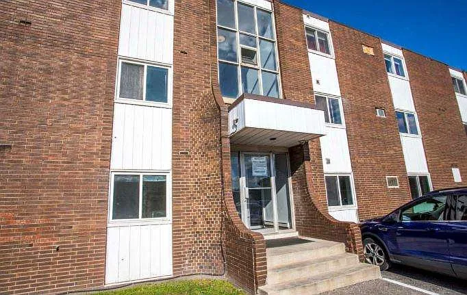 3655 Sandwich St — Photo 6