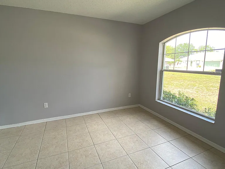 632 SE Chapman Ave — Photo 9