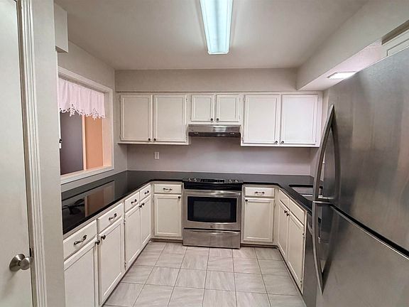 4th image of 5323 Blair Ln APT Jj-2