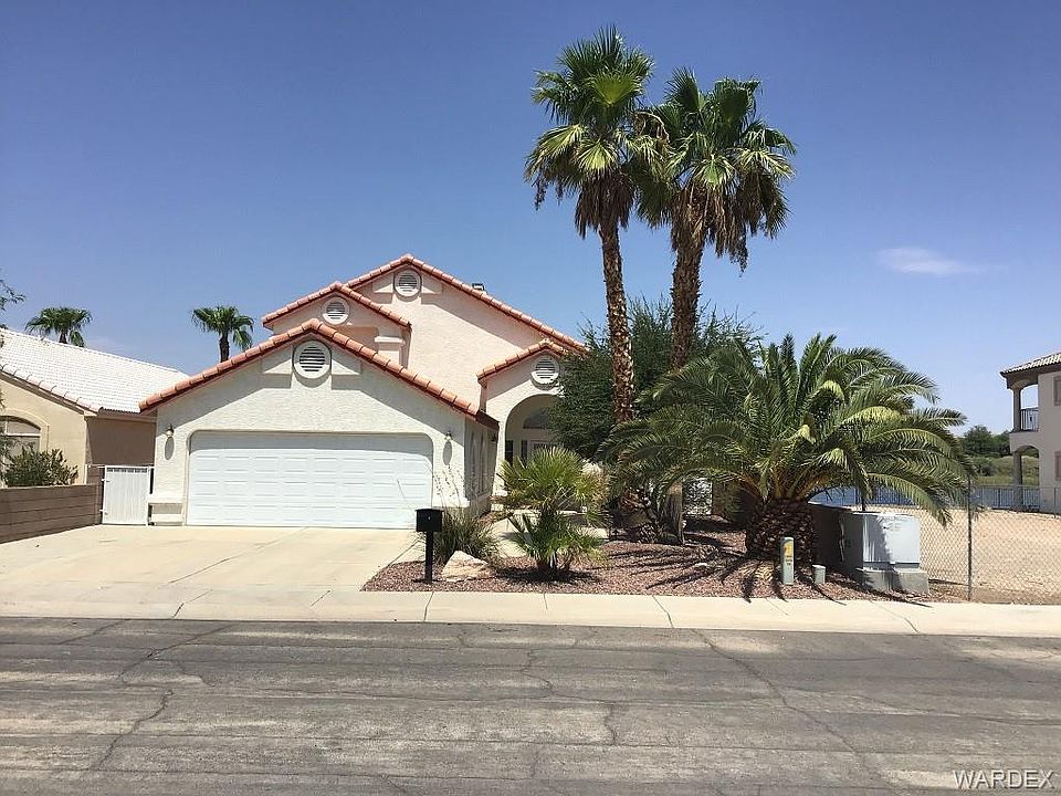 1st image of 1065 Riverfront Dr