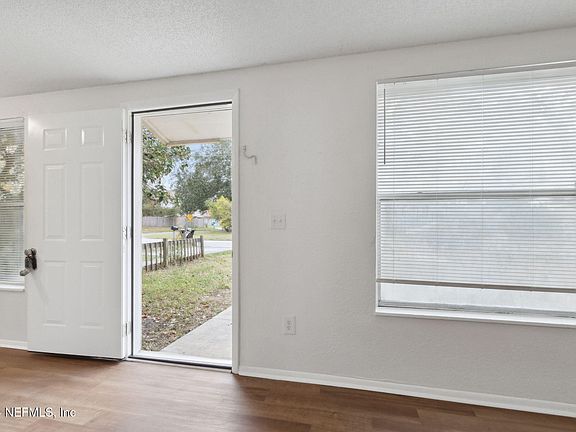 2nd image of 2648 SUNRISE VILLAGE Drive #A