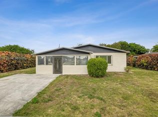 746 NW 3rd St, Florida City, FL 33034