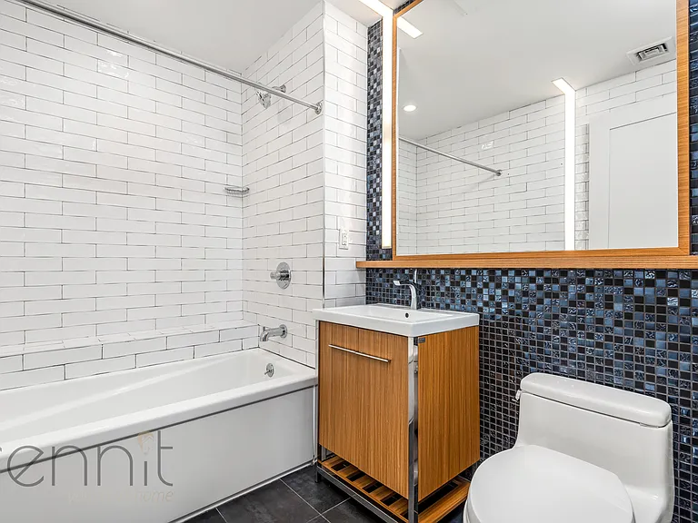 31 Debevoise St #9B — Photo 9