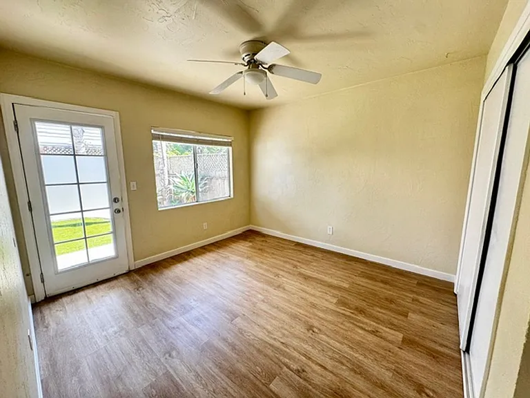 1088 Bangor Ln — Photo 12