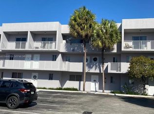 2690 W 76th St APT 214, Hialeah, FL 33016
