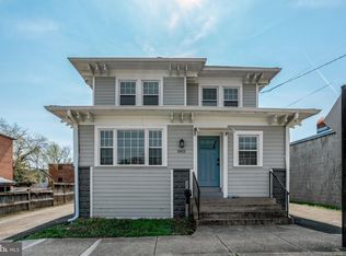 2612 N Pershing Dr, Arlington, VA 22201