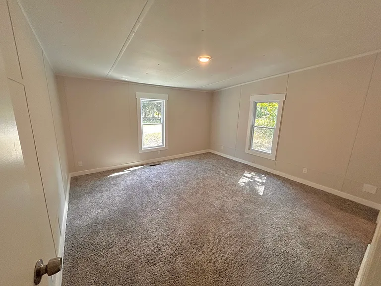 415 Old Statesville Rd — Photo 10