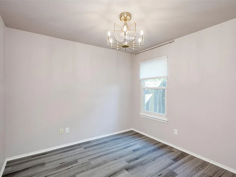 5900 Richard Carlton Blvd — Photo 10