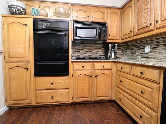4th image of 13707 Birchlawn Dr