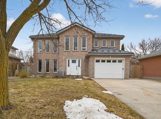 42 Freshmeadow Way, Guelph, ON N1K 1R9