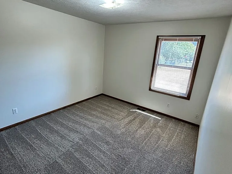 254 & 256 Church Street Ct — Photo 6