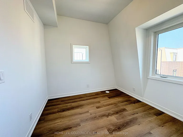 5 Spruce Pines Cres — Photo 26