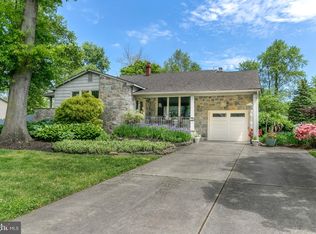 1748 Country Club Dr, Cherry Hill, NJ 08003