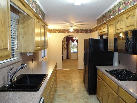 5th image of 1704 Bardfield Ave