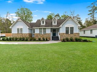 17023 Lexington Dr, Conroe, TX 77385