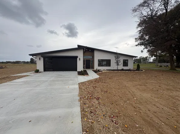 1015 Red Fern Rd, Campbellsville, KY 42718