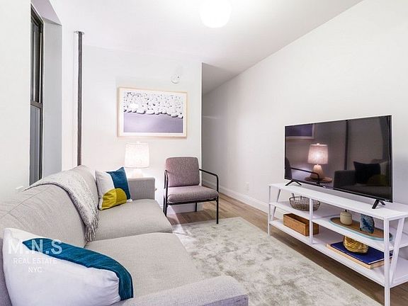 5th image of 260 W 16th St APT 3B