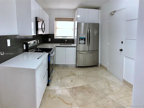 3rd image of 6039 Collins Ave APT 437